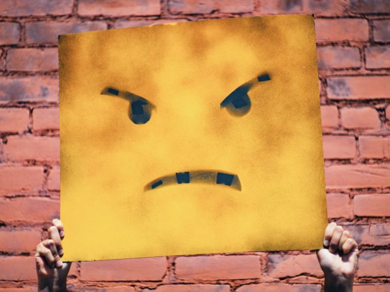 Social, c’è una funzione che stimola il conflitto nei&nbsp;commenti?