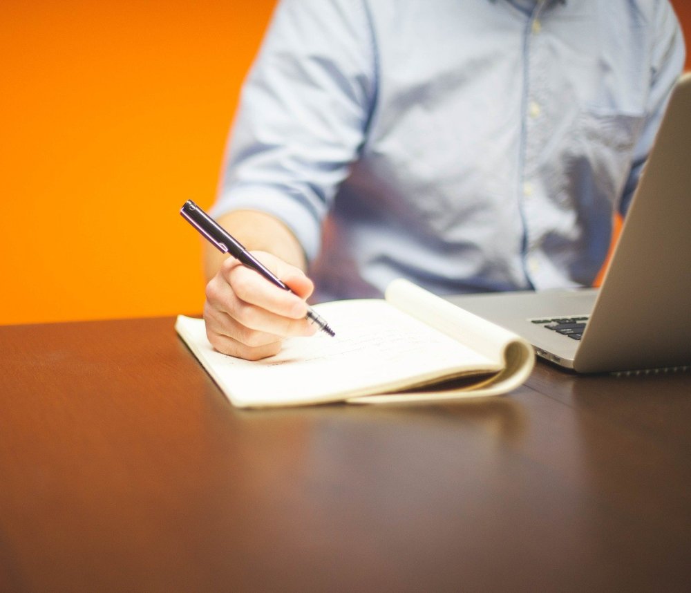 Mattarella contro l’abuso pubblico di&nbsp;acronimi