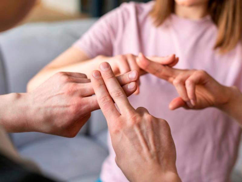 La lingua dei segni italiana? Ora si impara su&nbsp;TikTok